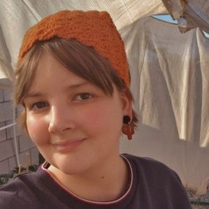 Meet your Posher, Eli